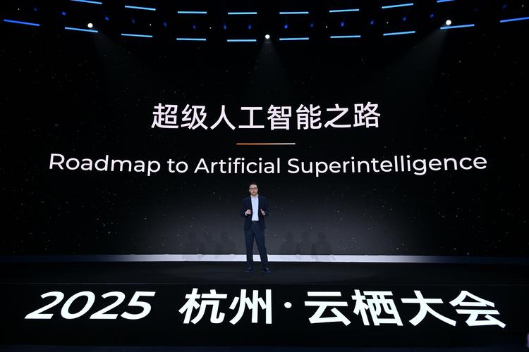 畅问无界，智聊未来谁能引领科技潮流，开启智能对话新时代？
