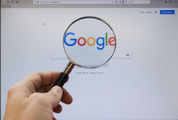 谷歌SEO因素具体如何影响网站在搜索引擎中的排名？
